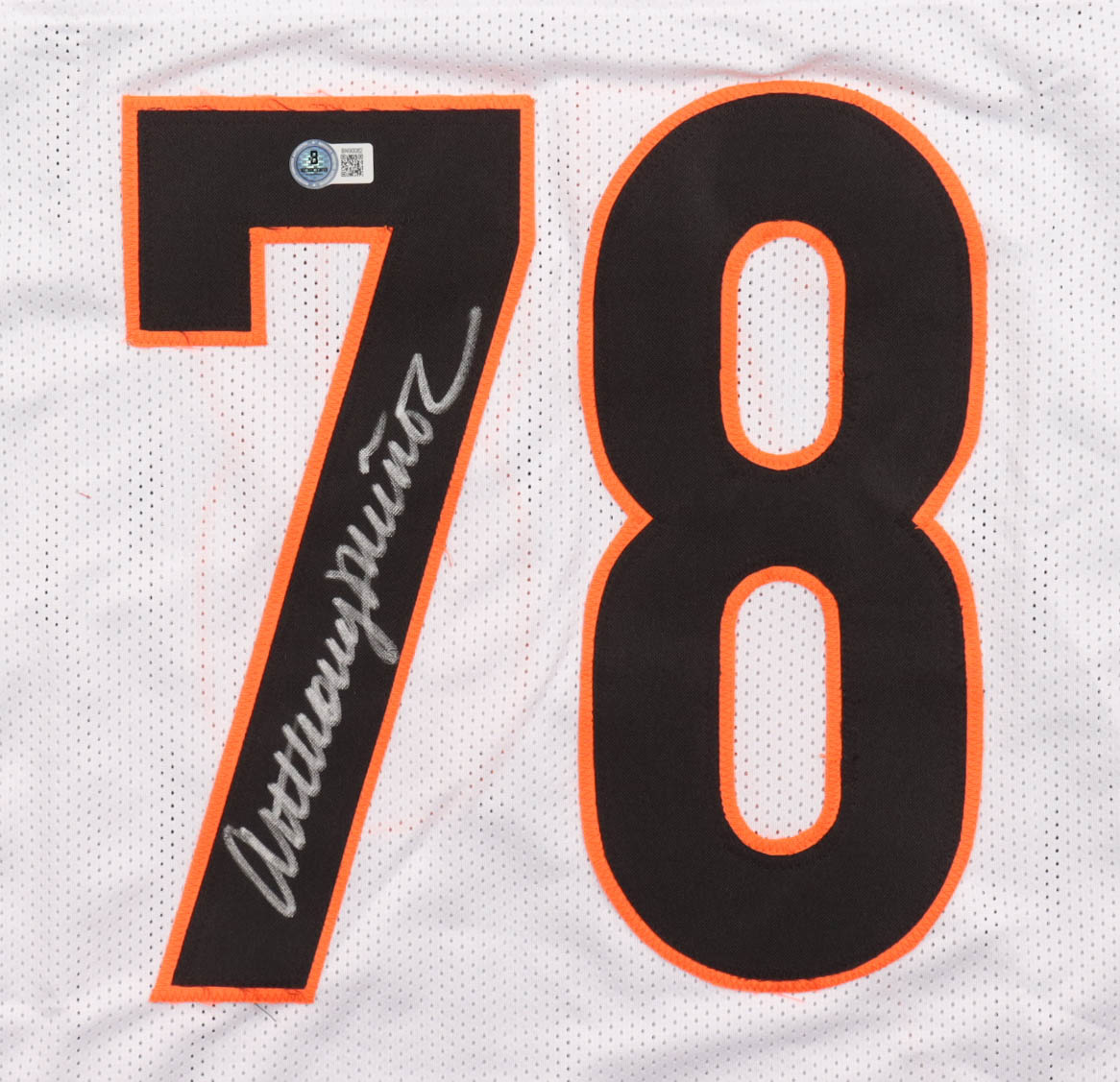 Anthony Munoz Signed Jersey (Beckett) at PristineAuction.com Anthony Munoz Signed Jersey (Beckett) at PristineAuction.com