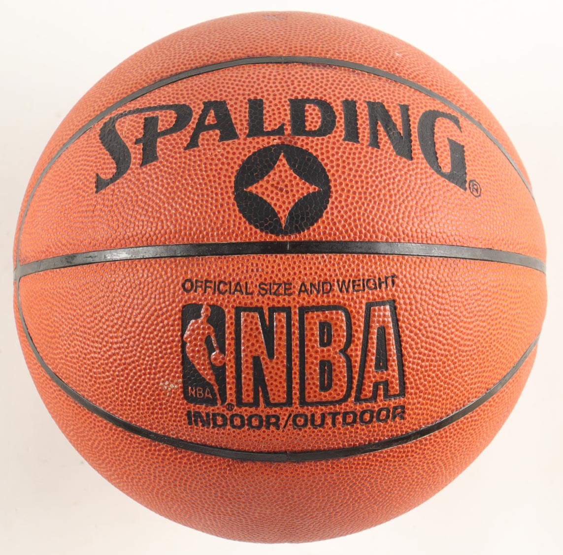 Kareem Abdul-Jabbar Signed NBA Basketball with Display Case (PSA) at PristineAuction.com Kareem Abdul-Jabbar Signed NBA Basketball with Display Case (PSA) at PristineAuction.com