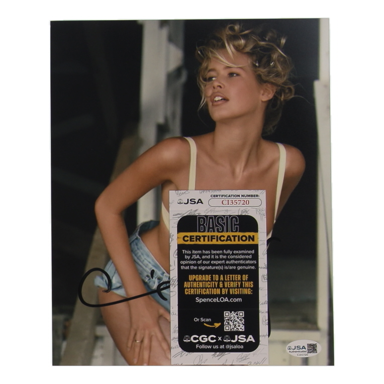Claudia Schiffer Signed 8x10 Photo (JSA) at PristineAuction.com Claudia Schiffer Signed 8x10 Photo (JSA) at PristineAuction.com