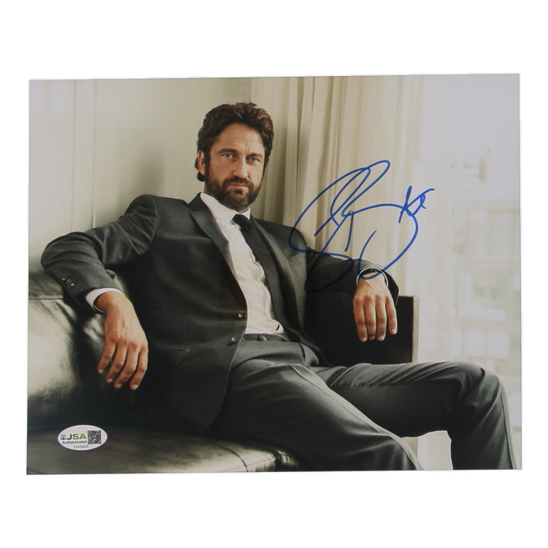 Gerard Butler Signed 8x10 Photo (JSA) at PristineAuction.com Gerard Butler Signed 8x10 Photo (JSA) at PristineAuction.com