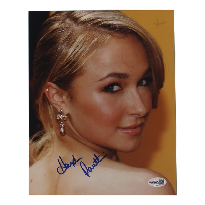 Hayden Panettiere Signed 8x10 Photo (JSA) at PristineAuction.com Hayden Panettiere Signed 8x10 Photo (JSA) at PristineAuction.com