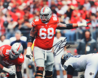 Taylor Decker Signed Ohio State Buckeyes 16x20 Photo (Beckett) at PristineAuction.com