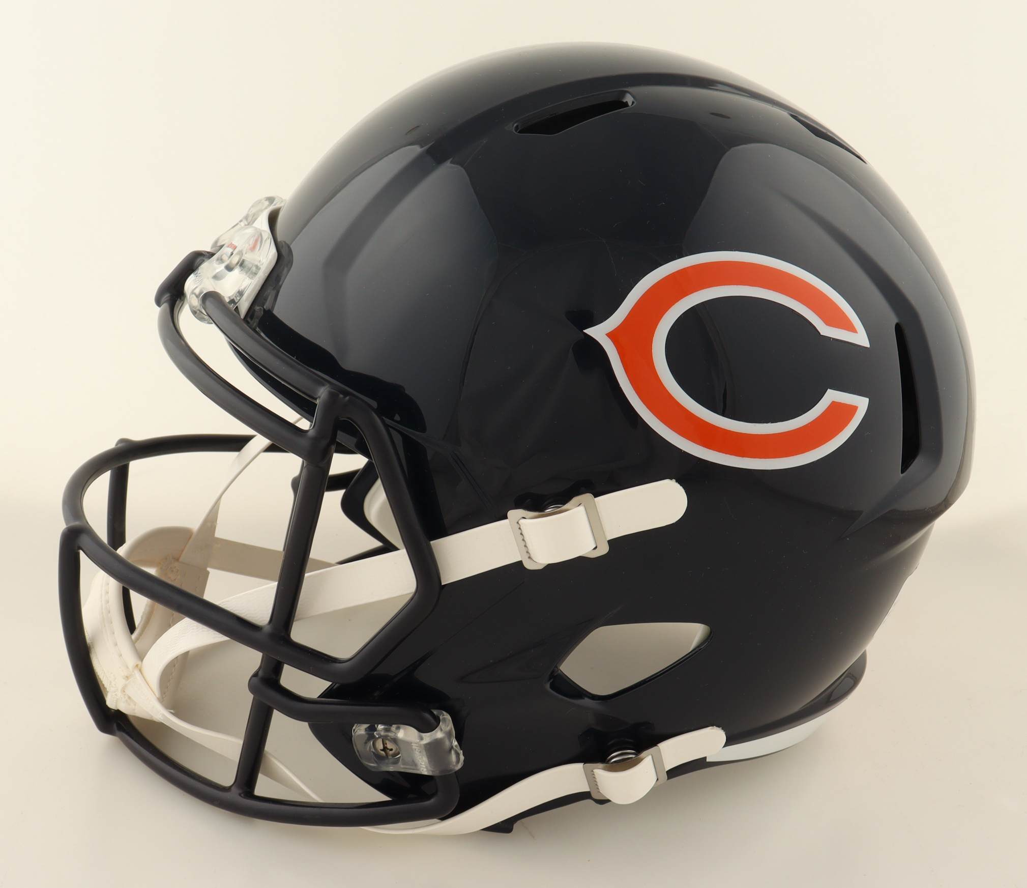 Mike Singletary Signed Bears Full-Size Speed Helmet Inscribed "HOF 98" & "Samurai" (Beckett) at PristineAuction.com Mike Singletary Signed Bears Full-Size Speed Helmet Inscribed "HOF 98" & "Samurai" (Beckett) at PristineAuction.com