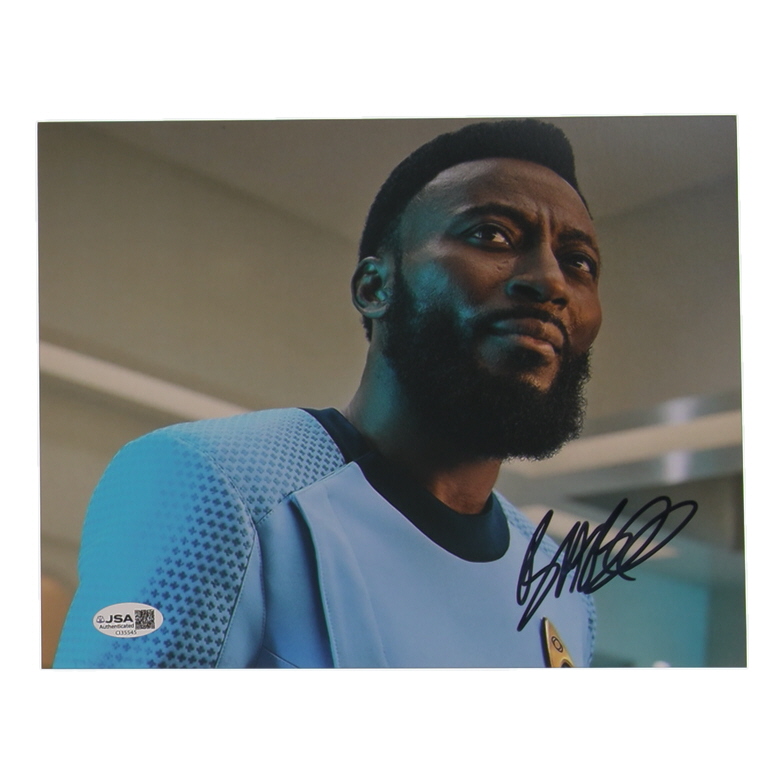 Babs Olusanmokun Signed "Star Trek: Strange New Worlds" 8x10 Photo (JSA) at PristineAuction.com Babs Olusanmokun Signed "Star Trek: Strange New Worlds" 8x10 Photo (JSA) at PristineAuction.com