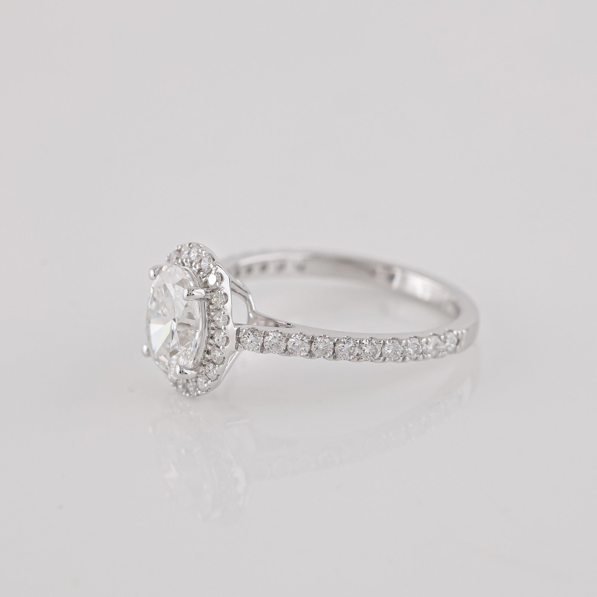 1.51 CTW Lab Grown Diamonds Ring Mounted In Sterling Silver E-F, VVS2 | Estimated Retail Value: $3,468 (IGI) at PristineAuction.com 1.51 CTW Lab Grown Diamonds Ring Mounted In Sterling Silver E-F, VVS2 | Estimated Retail Value: $3,468 (IGI) at PristineAuction.com