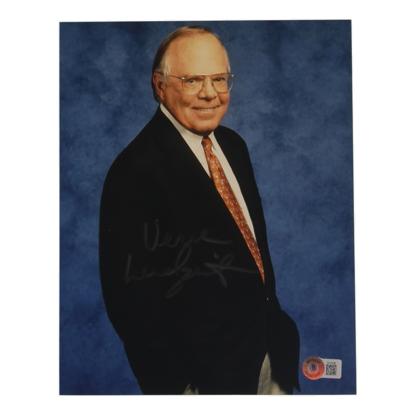 Verne Lundquist Signed 8x10 Photo (Beckett) at PristineAuction.com Verne Lundquist Signed 8x10 Photo (Beckett) at PristineAuction.com