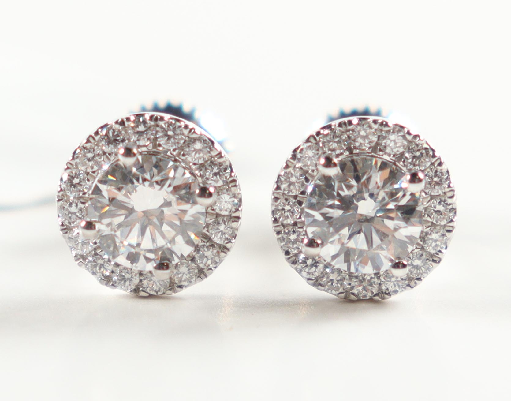 1.28 CTW Pair of Lab Grown Diamonds Earrings Mounted In Sterling Silver E-F, VVS2 | Estimated Retail Value: $3,485 at PristineAuction.com 1.28 CTW Pair of Lab Grown Diamonds Earrings Mounted In Sterling Silver E-F, VVS2 | Estimated Retail Value: $3,485 at PristineAuction.com