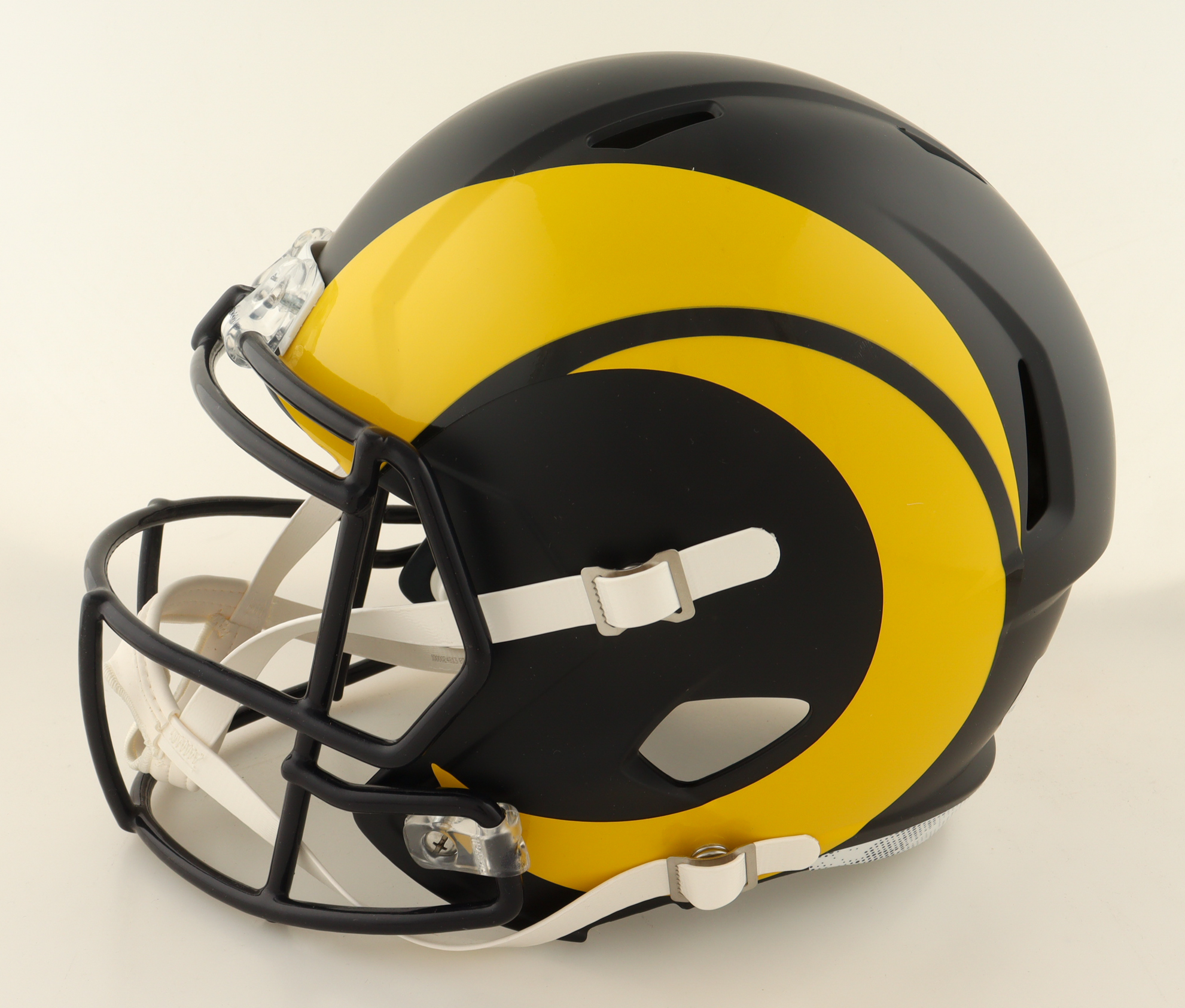 Aaron Donald Signed Rams Full-Size Eclipse Alternate Speed Helmet (Beckett) at PristineAuction.com Aaron Donald Signed Rams Full-Size Eclipse Alternate Speed Helmet (Beckett) at PristineAuction.com