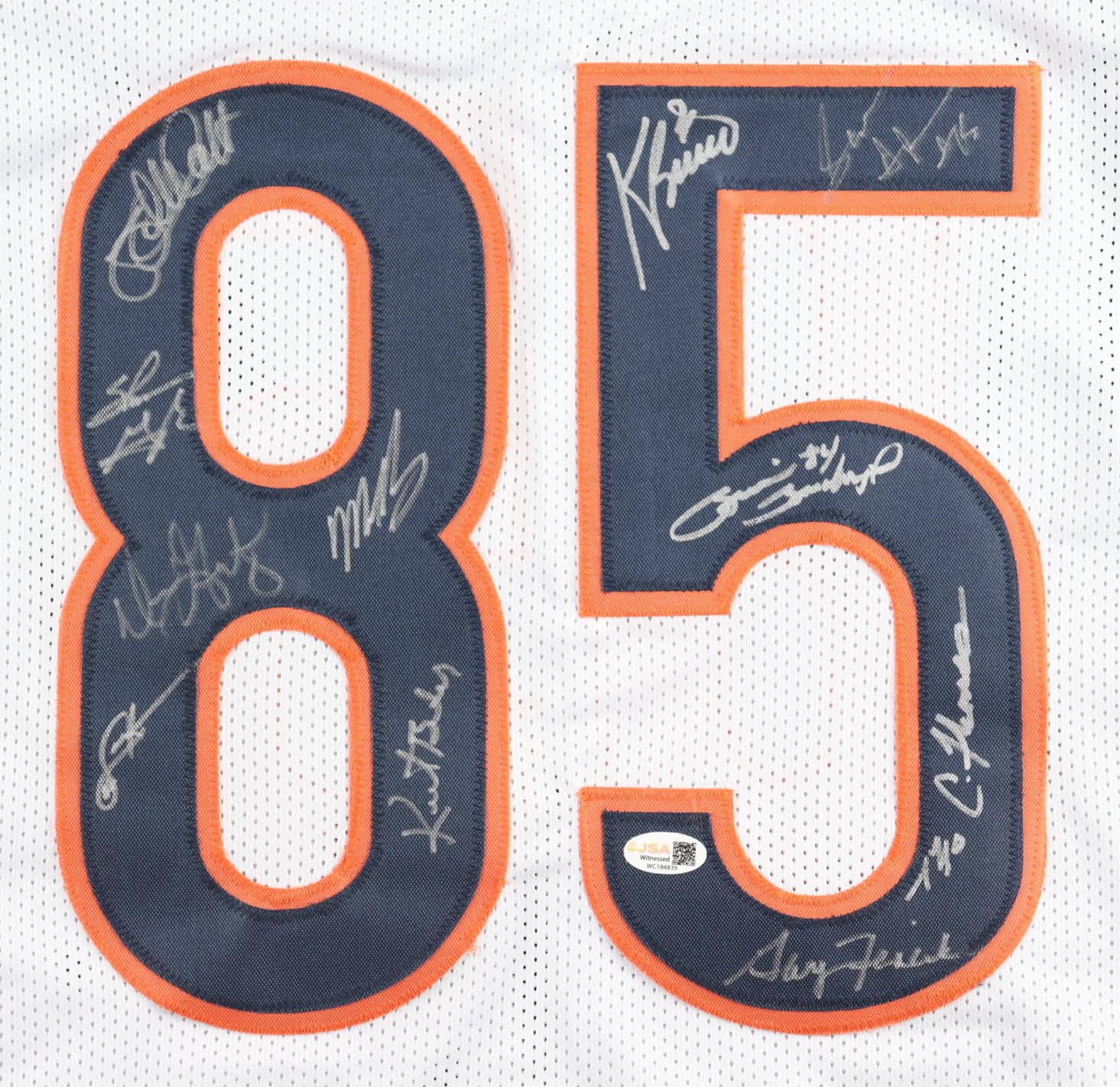 1985 Bears World Champions Jersey Team-Signed by (12) with Mike Singletary, Willlie Gault, Shaun Gayle, Stefan Humphries (JSA) at PristineAuction.com 1985 Bears World Champions Jersey Team-Signed by (12) with Mike Singletary, Willlie Gault, Shaun Gayle, Stefan Humphries (JSA) at PristineAuction.com