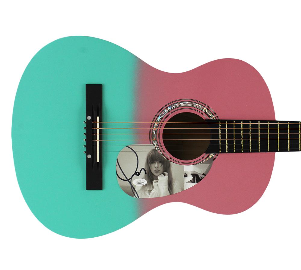 Taylor Swift Guitar with Signed Custom Insert Pickguard (JSA) at PristineAuction.com Taylor Swift Guitar with Signed Custom Insert Pickguard (JSA) at PristineAuction.com