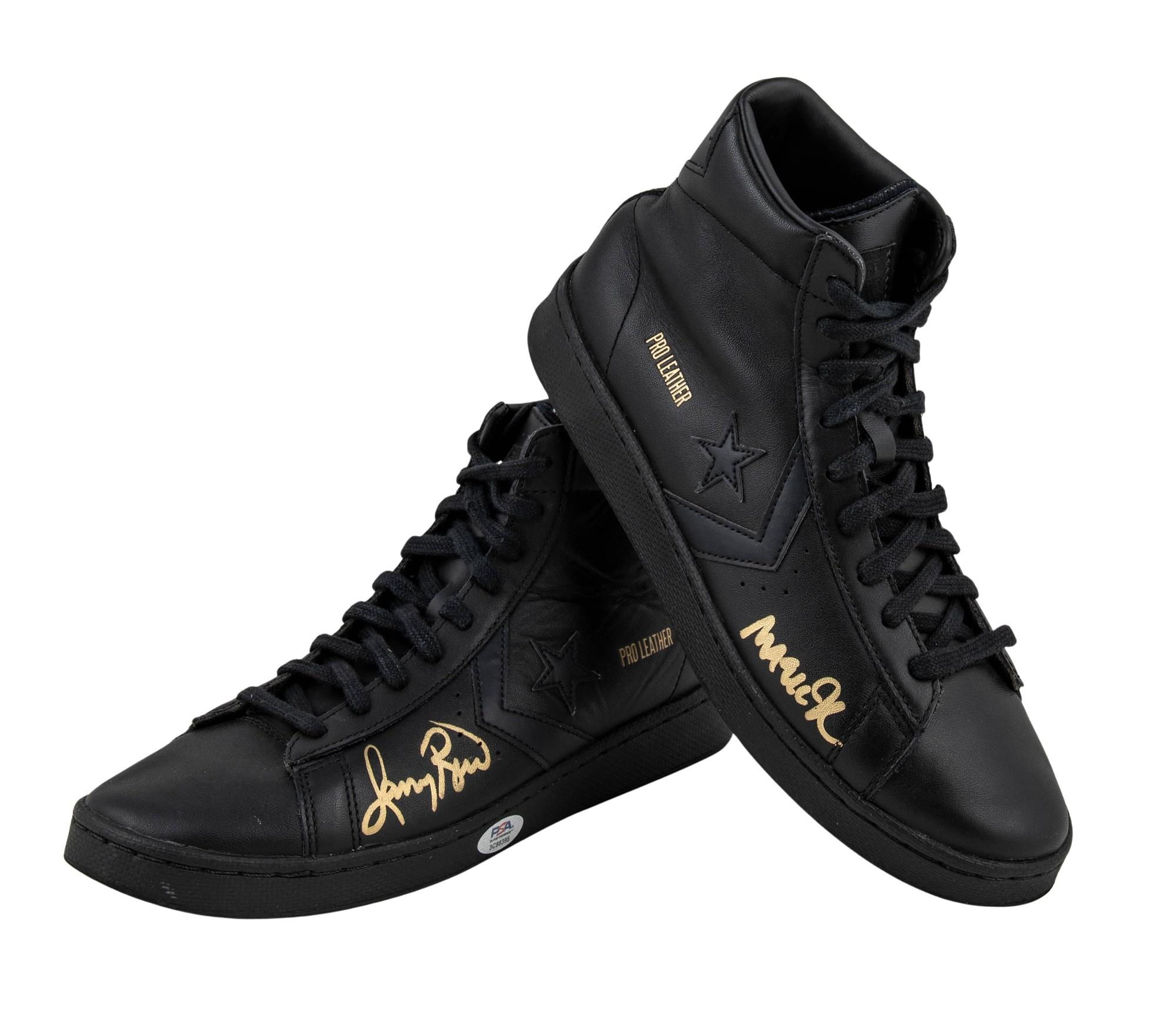 Magic Johnson & Larry Bird Signed Set of (2) Converse Basketball Shoes (Beckett & PSA) at PristineAuction.com Magic Johnson & Larry Bird Signed Set of (2) Converse Basketball Shoes (Beckett & PSA) at PristineAuction.com