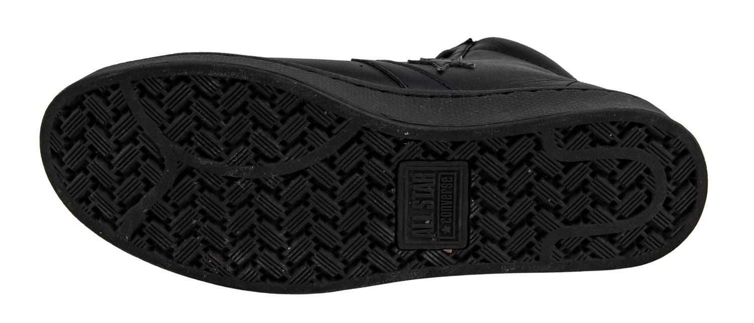 Magic Johnson & Larry Bird Signed Set of (2) Converse Basketball Shoes (Beckett & PSA) at PristineAuction.com Magic Johnson & Larry Bird Signed Set of (2) Converse Basketball Shoes (Beckett & PSA) at PristineAuction.com