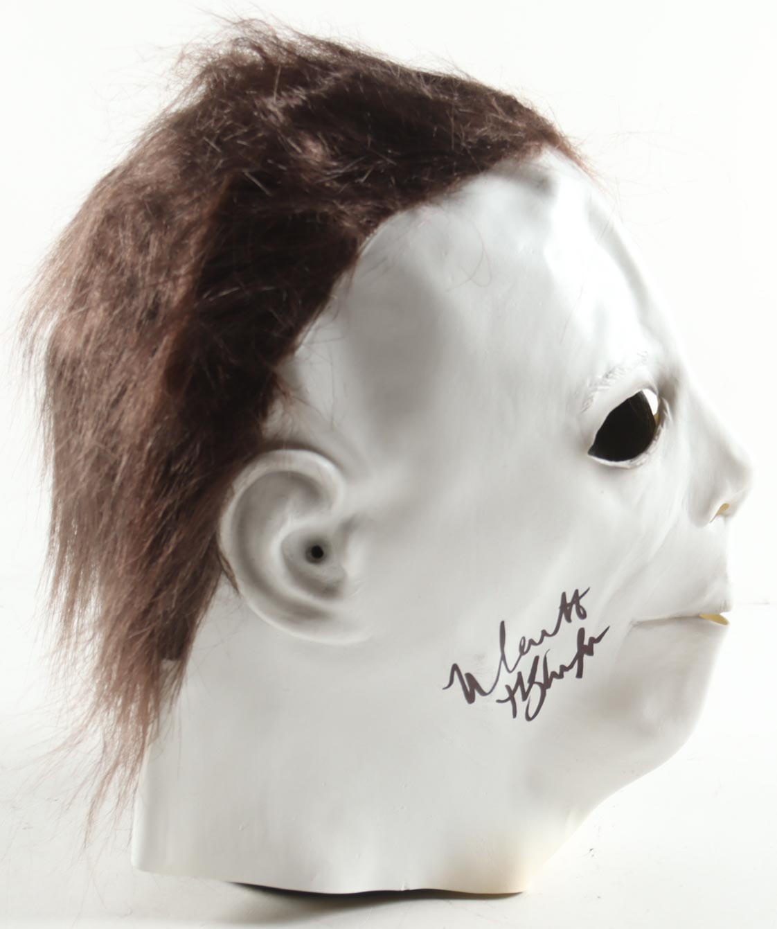 Nick Castle Signed "Halloween" Mask (JSA) at PristineAuction.com Nick Castle Signed "Halloween" Mask (JSA) at PristineAuction.com