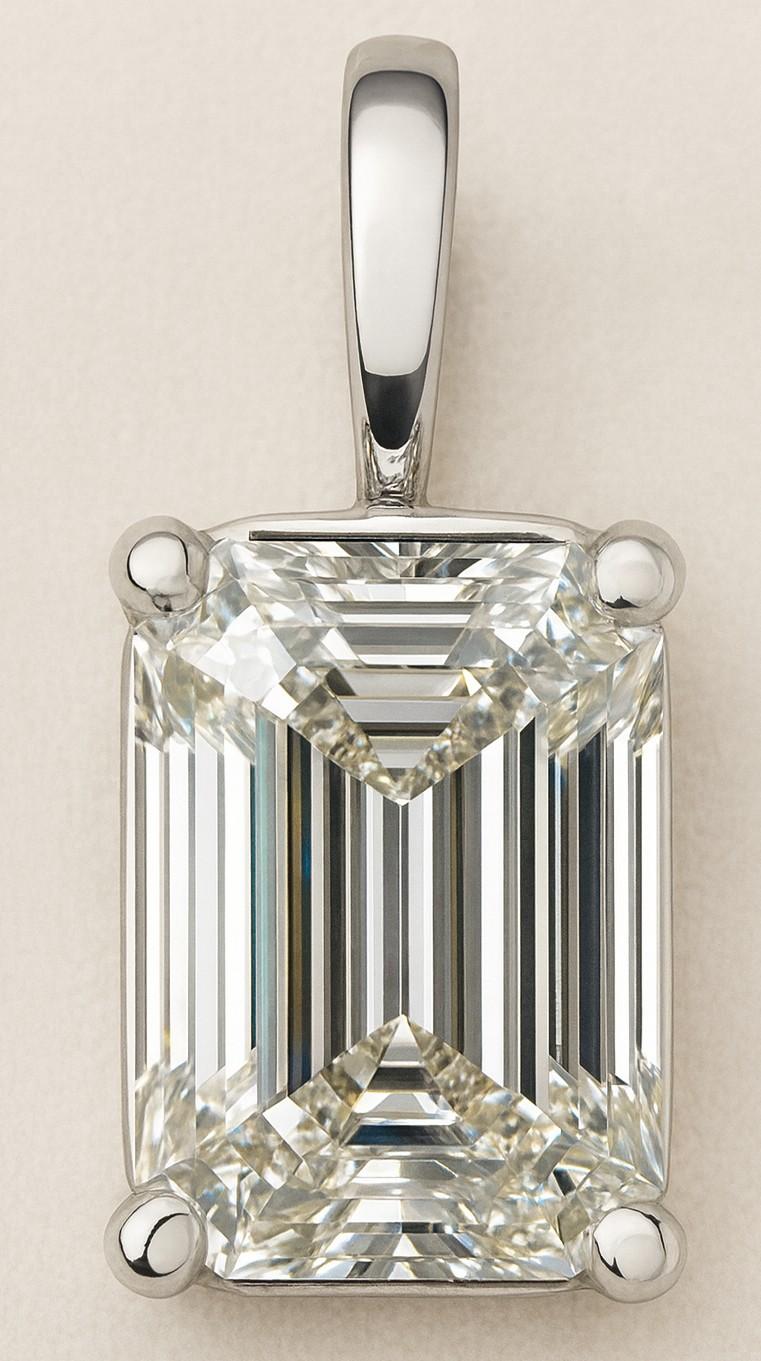 14kt White Gold New 1.52 Carats Lab Grown Diamond Pendant E, VVS2 | Estimated Retail Value: $3,750 (UGL & IGI Certs) at PristineAuction.com 14kt White Gold New 1.52 Carats Lab Grown Diamond Pendant E, VVS2 | Estimated Retail Value: $3,750 (UGL & IGI Certs) at PristineAuction.com