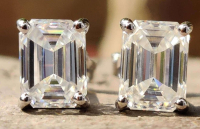 New 2.07 Carats Lab Grown Diamond Stud Earrings  D, VVS2 | Estimated Retail Value: $4,800 (UGL & IGI Certs) at PristineAuction.com