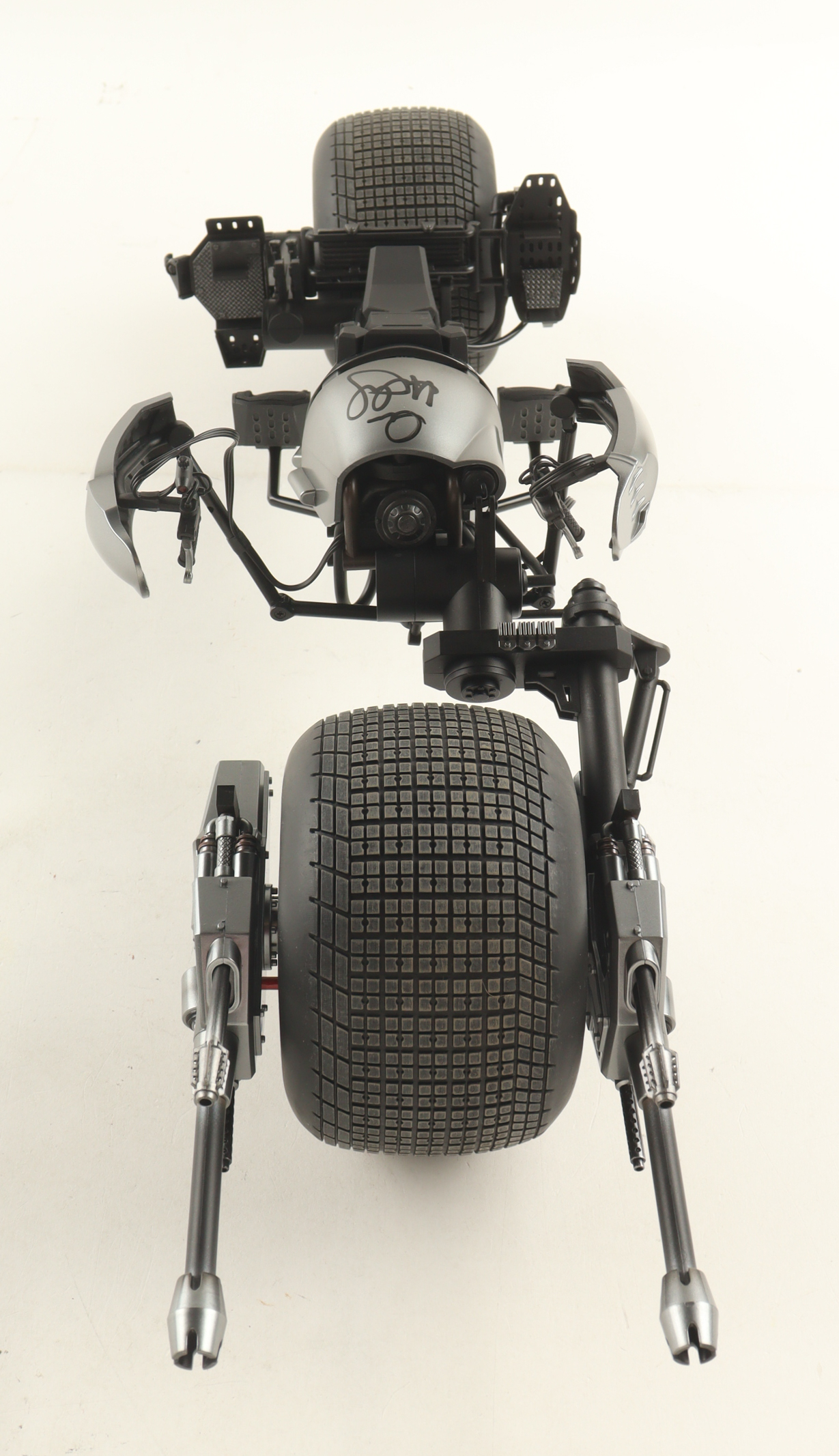 Anne Hathaway Signed "The Dark Knight Rises" 1:6 Scale Bat-Pod (Celebrity Authentics) at PristineAuction.com Anne Hathaway Signed "The Dark Knight Rises" 1:6 Scale Bat-Pod (Celebrity Authentics) at PristineAuction.com