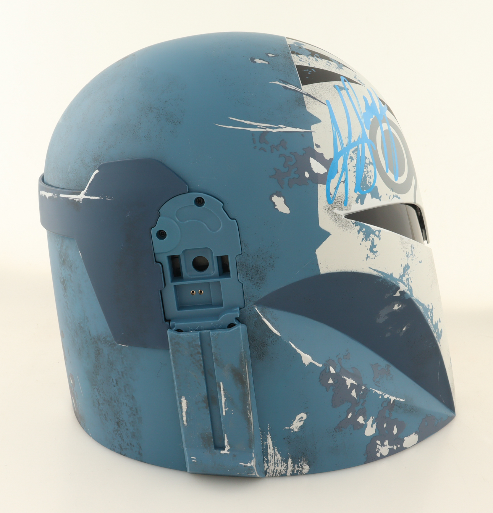 Katee Sackhoff Signed "Star Wars" Black Series Bo-Katan Kryze Helmet Inscribed "This Is the Way" & "Bo-Katan" (Celebrity Authentics) at PristineAuction.com Katee Sackhoff Signed "Star Wars" Black Series Bo-Katan Kryze Helmet Inscribed "This Is the Way" & "Bo-Katan" (Celebrity Authentics) at PristineAuction.com