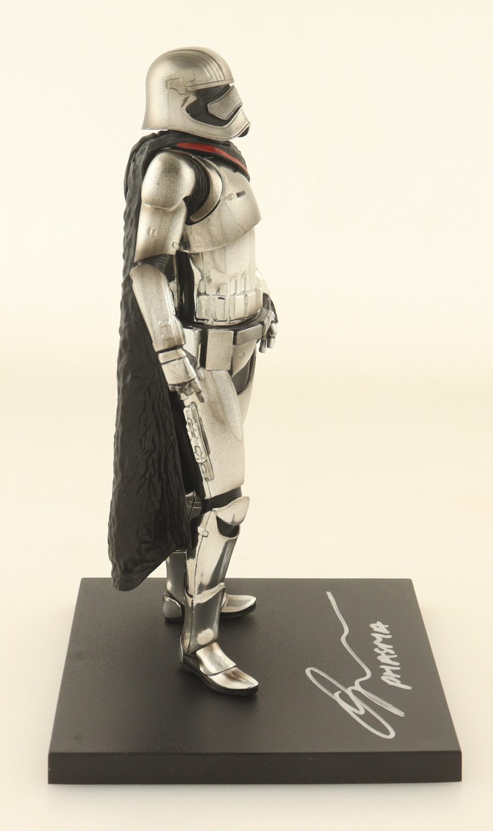 Gwendoline Christie Signed "Star Wars" Captain Phasma 1:10 Scale ArtFx+ Figure Inscribed "Phasma" (Celebrity Authentics) at PristineAuction.com Gwendoline Christie Signed "Star Wars" Captain Phasma 1:10 Scale ArtFx+ Figure Inscribed "Phasma" (Celebrity Authentics) at PristineAuction.com
