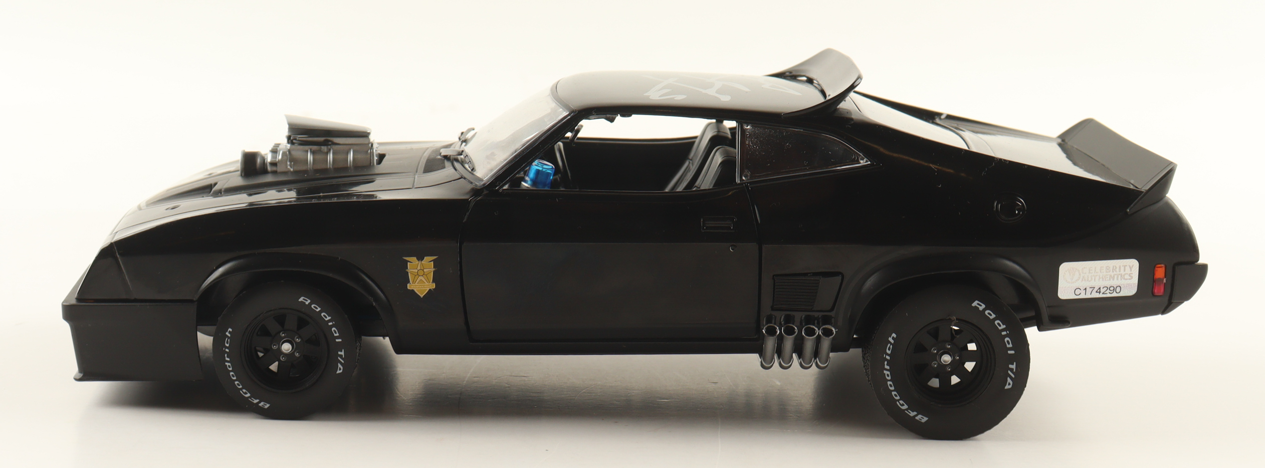 Mel Gibson Signed "Mad Max" 1973 Ford Falcon X8 1:18 Scale Die-Cast Car (Celebrity Authentics) at PristineAuction.com Mel Gibson Signed "Mad Max" 1973 Ford Falcon X8 1:18 Scale Die-Cast Car (Celebrity Authentics) at PristineAuction.com