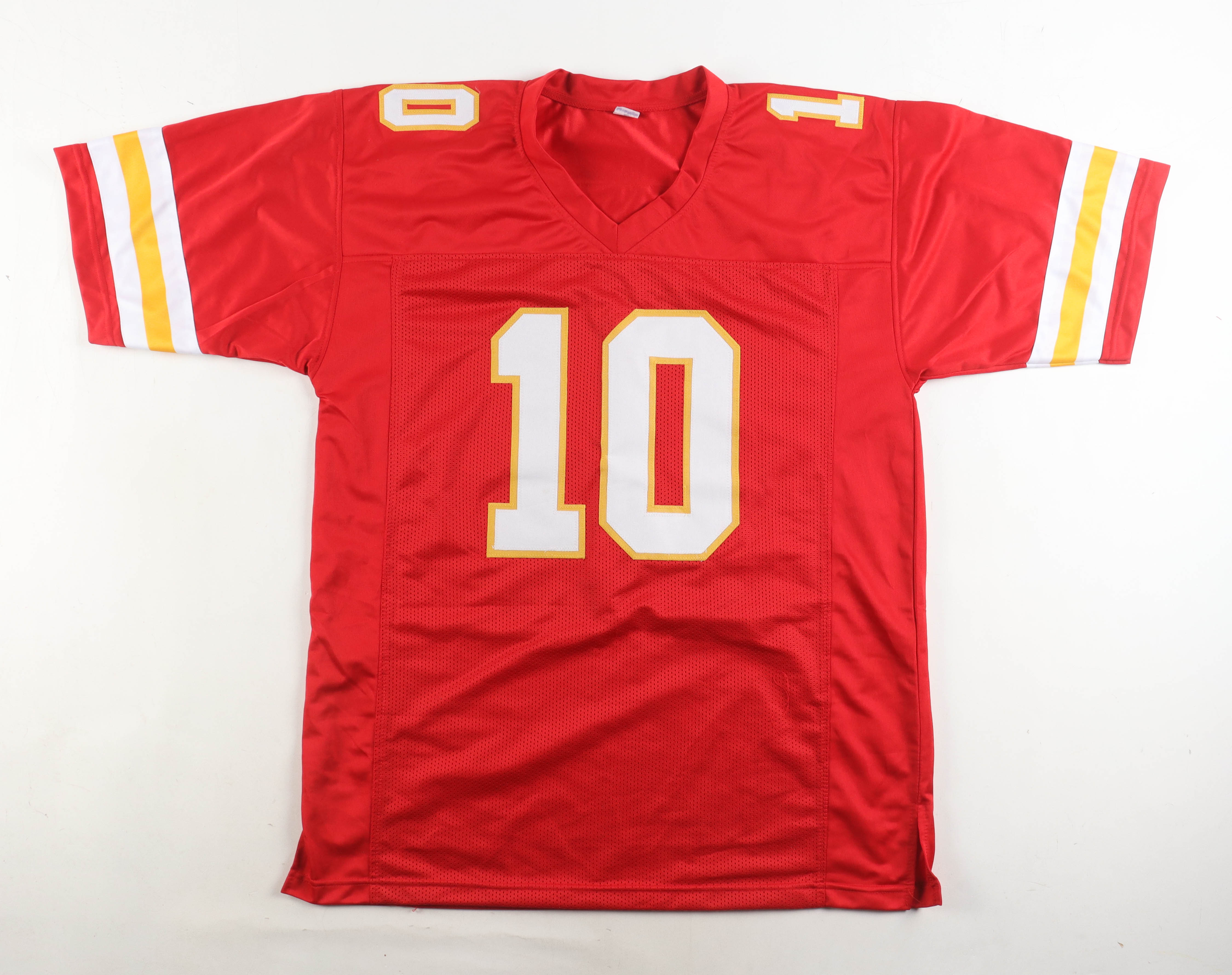Tyreek Hill Signed Jersey (Beckett) at PristineAuction.com Tyreek Hill Signed Jersey (Beckett) at PristineAuction.com