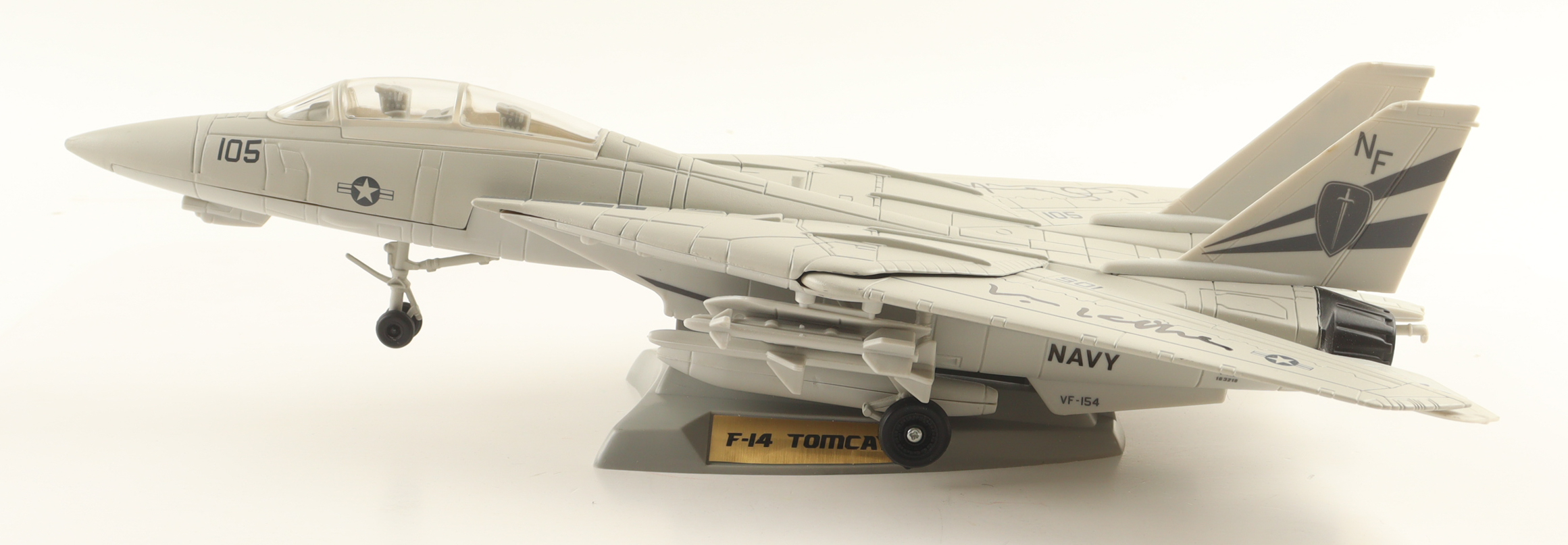 Val Kilmer, Tom Skerritt, & James Tolkan Signed "Top Gun" Sky Wings F-14 Tomcat 1:48 Scale Model (Celebrity Authentics) at PristineAuction.com Val Kilmer, Tom Skerritt, & James Tolkan Signed "Top Gun" Sky Wings F-14 Tomcat 1:48 Scale Model (Celebrity Authentics) at PristineAuction.com