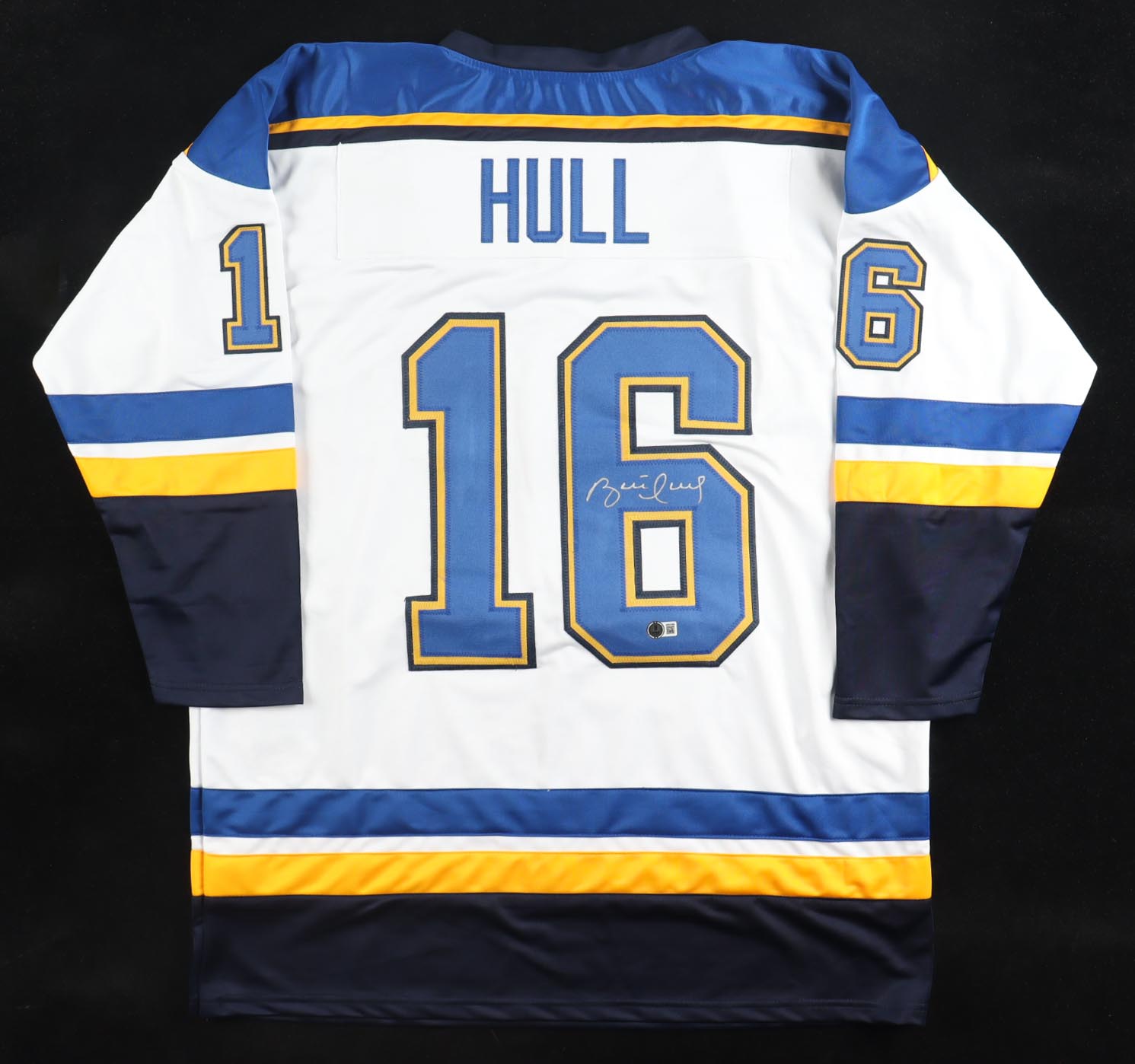 Brett Hull Signed Jersey (Beckett) at PristineAuction.com Brett Hull Signed Jersey (Beckett) at PristineAuction.com