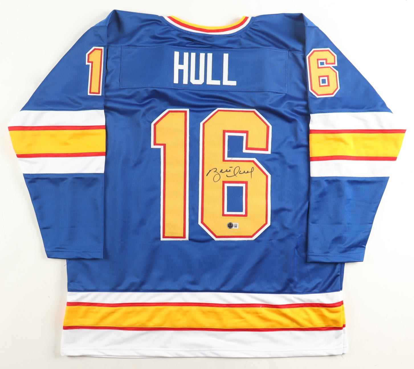 Brett Hull Signed Jersey Inscribed "HOF 2009" (Beckett) at PristineAuction.com Brett Hull Signed Jersey Inscribed "HOF 2009" (Beckett) at PristineAuction.com