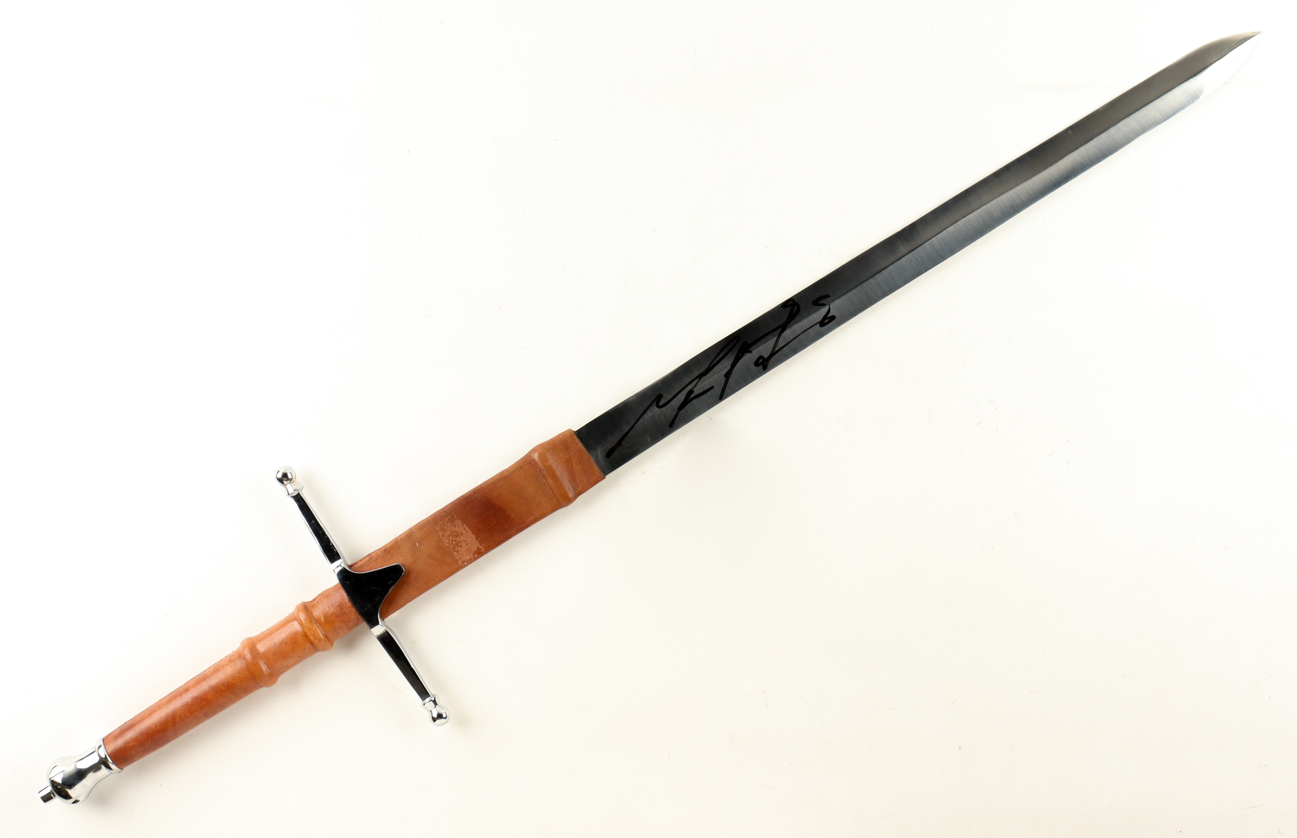 Mel Gibson Signed "Braveheart" William Wallace's Sword (Celebrity Authentics) at PristineAuction.com Mel Gibson Signed "Braveheart" William Wallace's Sword (Celebrity Authentics) at PristineAuction.com