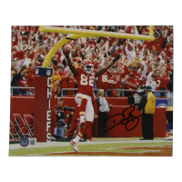 Dwayne Bowe Signed Chiefs 8x10 Photo (Beckett) at PristineAuction.com
