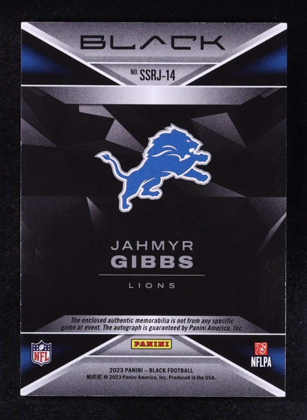 Jahmyr Gibbs 2023 Panini Black Sizeable Rookie Jersey Signatures #14 RC #58/99 at PristineAuction.com Jahmyr Gibbs 2023 Panini Black Sizeable Rookie Jersey Signatures #14 RC #58/99 at PristineAuction.com