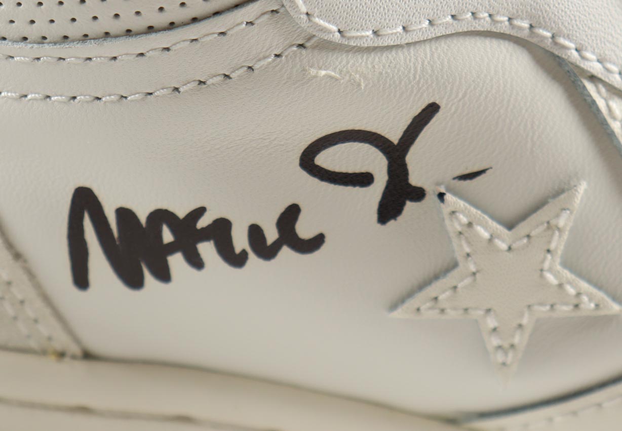 Magic Johnson & Larry Bird Signed Pair of (2) Converse All Star White Leather Basketball Shoes with Display Case (Beckett & PSA) at PristineAuction.com Magic Johnson & Larry Bird Signed Pair of (2) Converse All Star White Leather Basketball Shoes with Display Case (Beckett & PSA) at PristineAuction.com