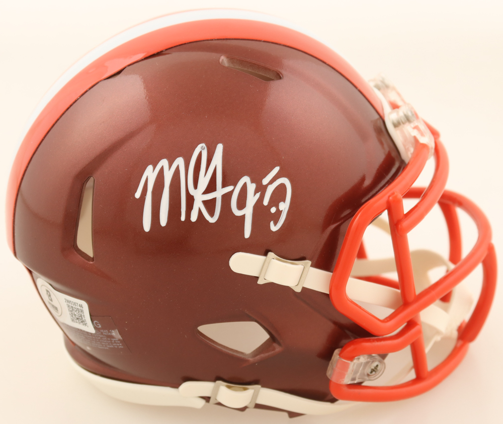 Myles Garrett Signed Browns Flash Alternate Speed Mini Helmet (Beckett) at PristineAuction.com Myles Garrett Signed Browns Flash Alternate Speed Mini Helmet (Beckett) at PristineAuction.com