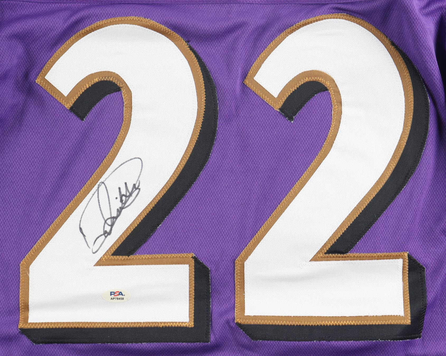 Derrick Henry Signed Jersey (PSA) at PristineAuction.com Derrick Henry Signed Jersey (PSA) at PristineAuction.com