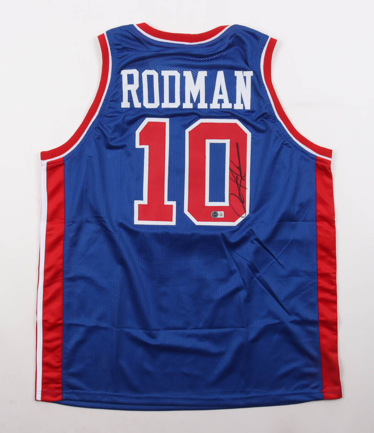 Dennis Rodman Signed Jersey (Beckett) at PristineAuction.com Dennis Rodman Signed Jersey (Beckett) at PristineAuction.com