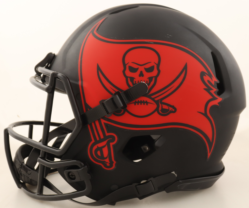 Devin White Signed Buccaneers Full-Size Authentic On-Field Eclipse Alternate Speed Helmet (Beckett) at PristineAuction.com Devin White Signed Buccaneers Full-Size Authentic On-Field Eclipse Alternate Speed Helmet (Beckett) at PristineAuction.com