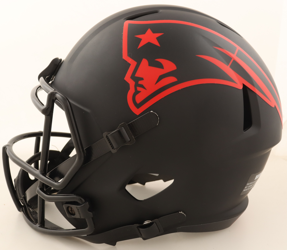 John Hannah Signed Patriots Full-Size Eclipse Alternate Speed Helmet Inscribed "HOF 91" (Schwartz) at PristineAuction.com John Hannah Signed Patriots Full-Size Eclipse Alternate Speed Helmet Inscribed "HOF 91" (Schwartz) at PristineAuction.com