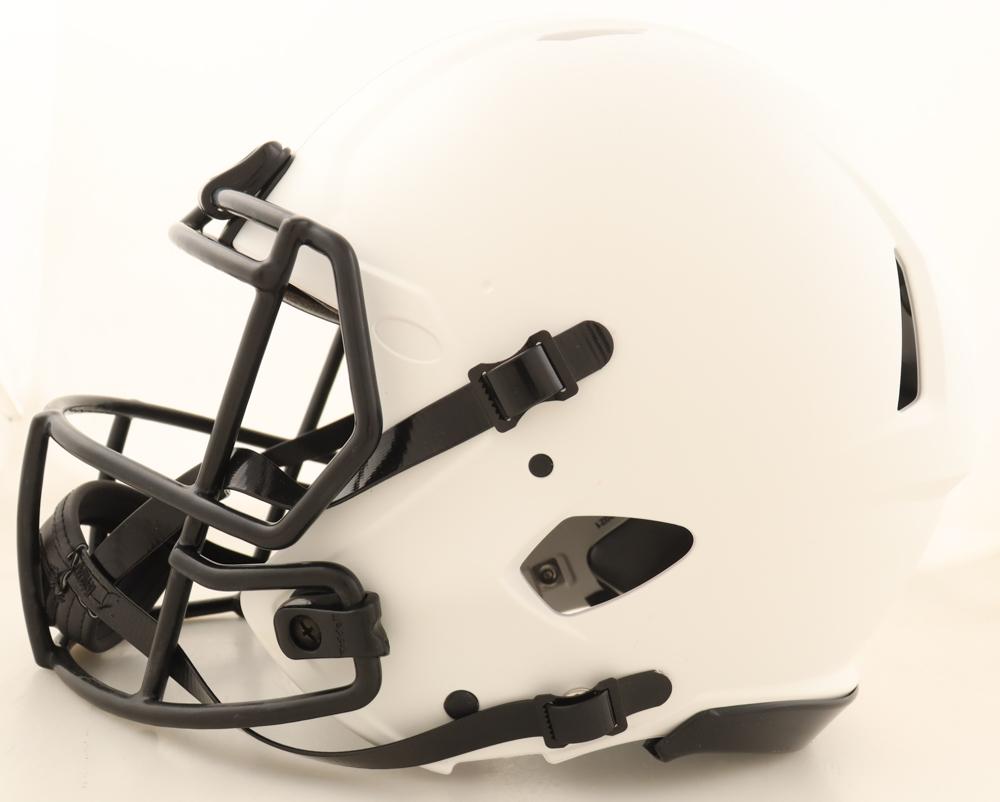 Myles Garrett Signed Browns Full-Size Authentic On-Field Lunar Eclipse Alternate Speed Helmet (Beckett) at PristineAuction.com Myles Garrett Signed Browns Full-Size Authentic On-Field Lunar Eclipse Alternate Speed Helmet (Beckett) at PristineAuction.com