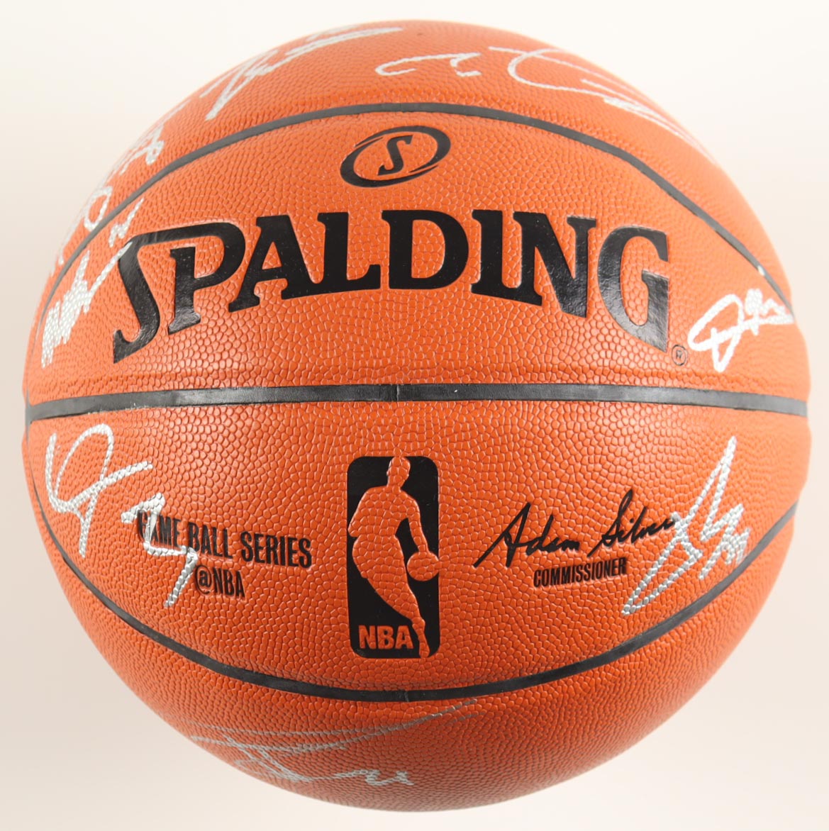 2013 Spurs Official NBA Game Ball Team-Signed By (11) Tim Duncan, Danny Green, Gregg Popovich and Manu Ginobili with Display Case (Beckett) at PristineAuction.com 2013 Spurs Official NBA Game Ball Team-Signed By (11) Tim Duncan, Danny Green, Gregg Popovich and Manu Ginobili with Display Case (Beckett) at PristineAuction.com