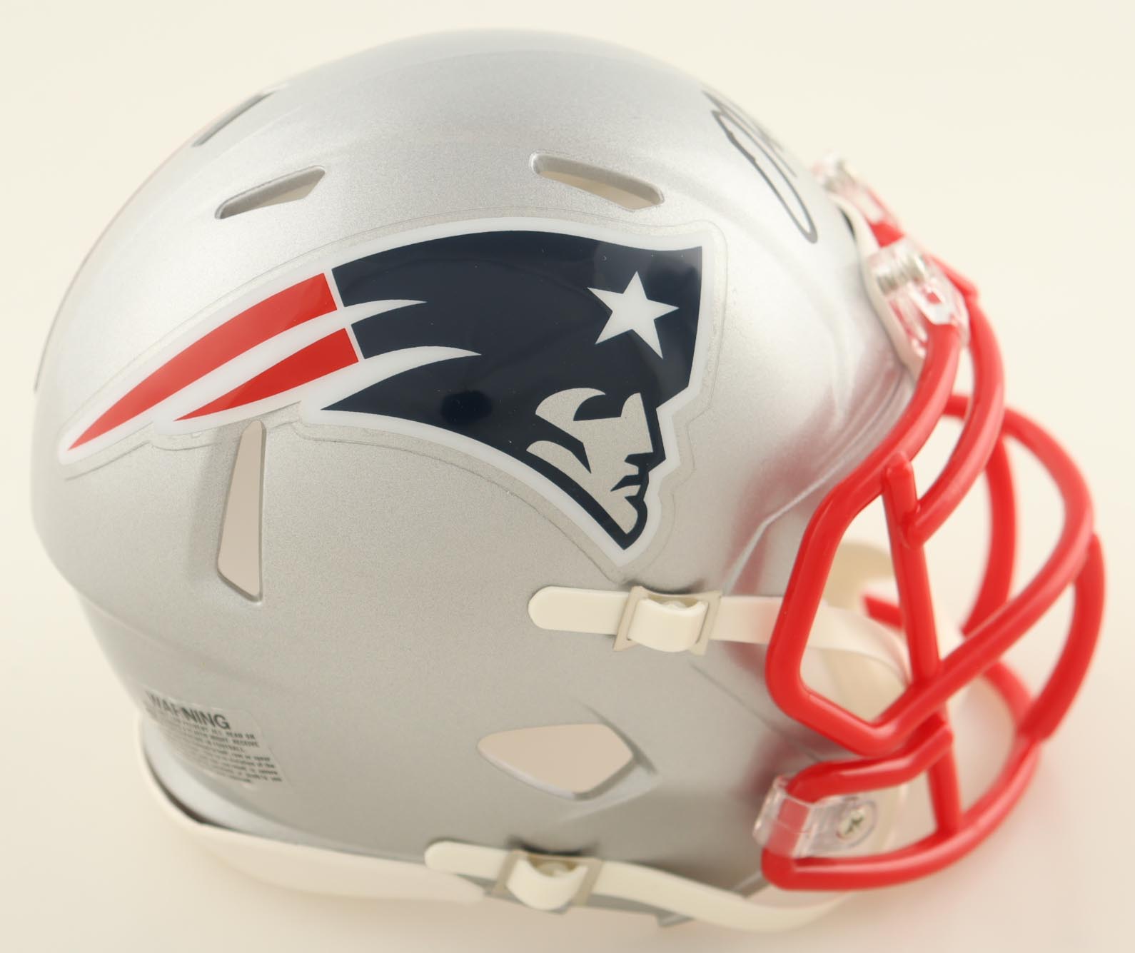 Damien Harris Signed Patriots Speed Mini Helmet (New England Picture) at PristineAuction.com Damien Harris Signed Patriots Speed Mini Helmet (New England Picture) at PristineAuction.com