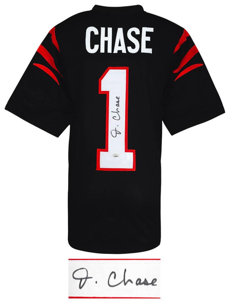 Ja'Marr Chase Signed Jersey (JSA) at PristineAuction.com Ja'Marr Chase Signed Jersey (JSA) at PristineAuction.com