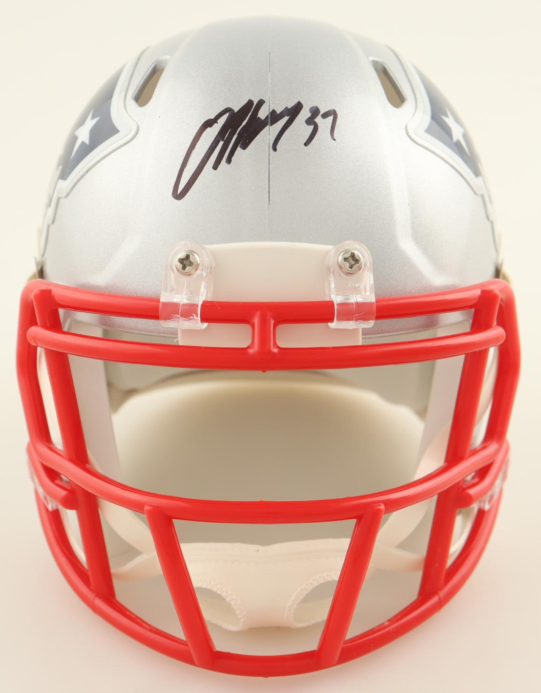 Damien Harris Signed Patriots Speed Mini Helmet (New England Picture) at PristineAuction.com Damien Harris Signed Patriots Speed Mini Helmet (New England Picture) at PristineAuction.com