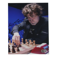 Magnus Carlsen Signed 8x10 Photo (Beckett) at PristineAuction.com