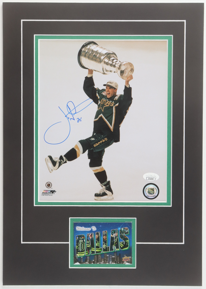 Joe Nieuwendyk Signed Stars Custom Lithograph Display with Sports Card (JSA) at PristineAuction.com Joe Nieuwendyk Signed Stars Custom Lithograph Display with Sports Card (JSA) at PristineAuction.com