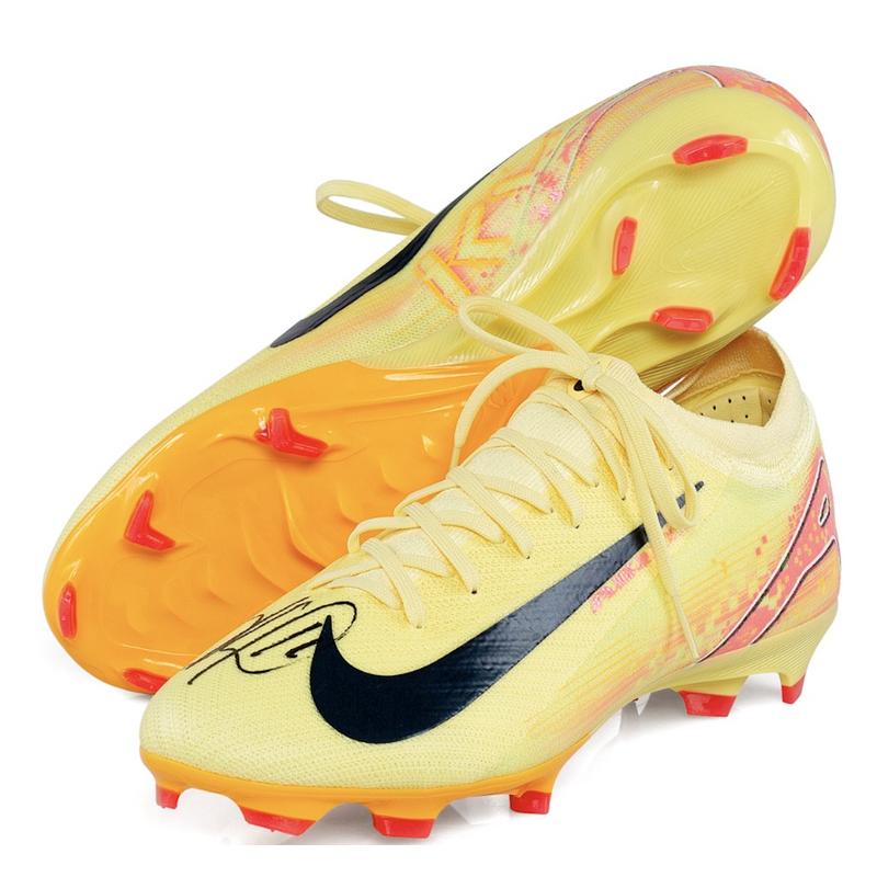Kylian Mbappe Signed LE Pair of Nike Zoom Viper 16 Pro Soccer Cleats (Panini) at PristineAuction.com Kylian Mbappe Signed LE Pair of Nike Zoom Viper 16 Pro Soccer Cleats (Panini) at PristineAuction.com