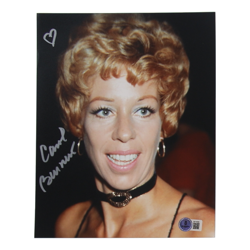 Carol Burnett Signed 8x10 Photo (Beckett) at PristineAuction.com Carol Burnett Signed 8x10 Photo (Beckett) at PristineAuction.com