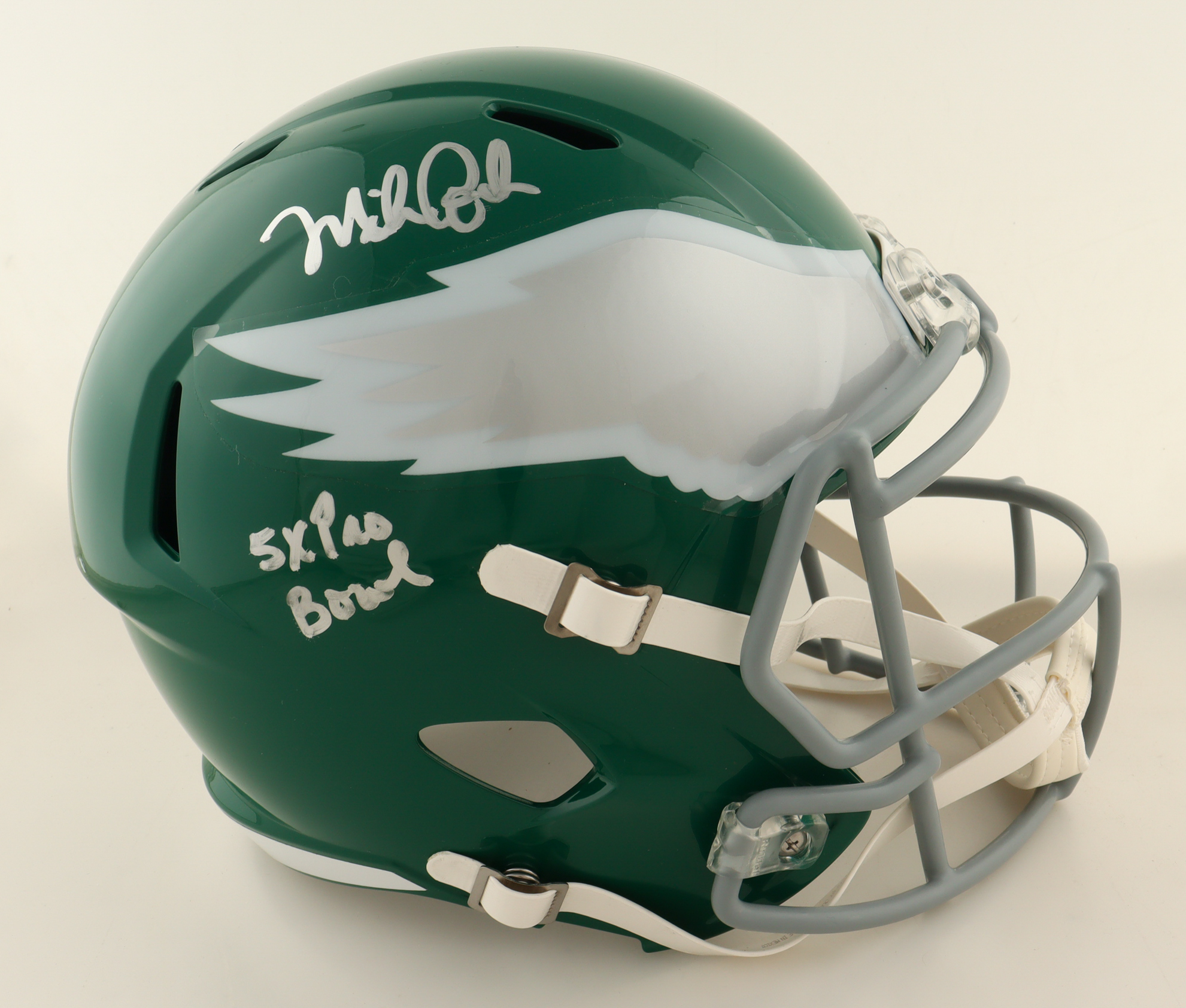 Mike Quick Signed Eagles Full-Size Speed Helmet Inscribed "5x Pro Bowl" (Schwartz) at PristineAuction.com Mike Quick Signed Eagles Full-Size Speed Helmet Inscribed "5x Pro Bowl" (Schwartz) at PristineAuction.com