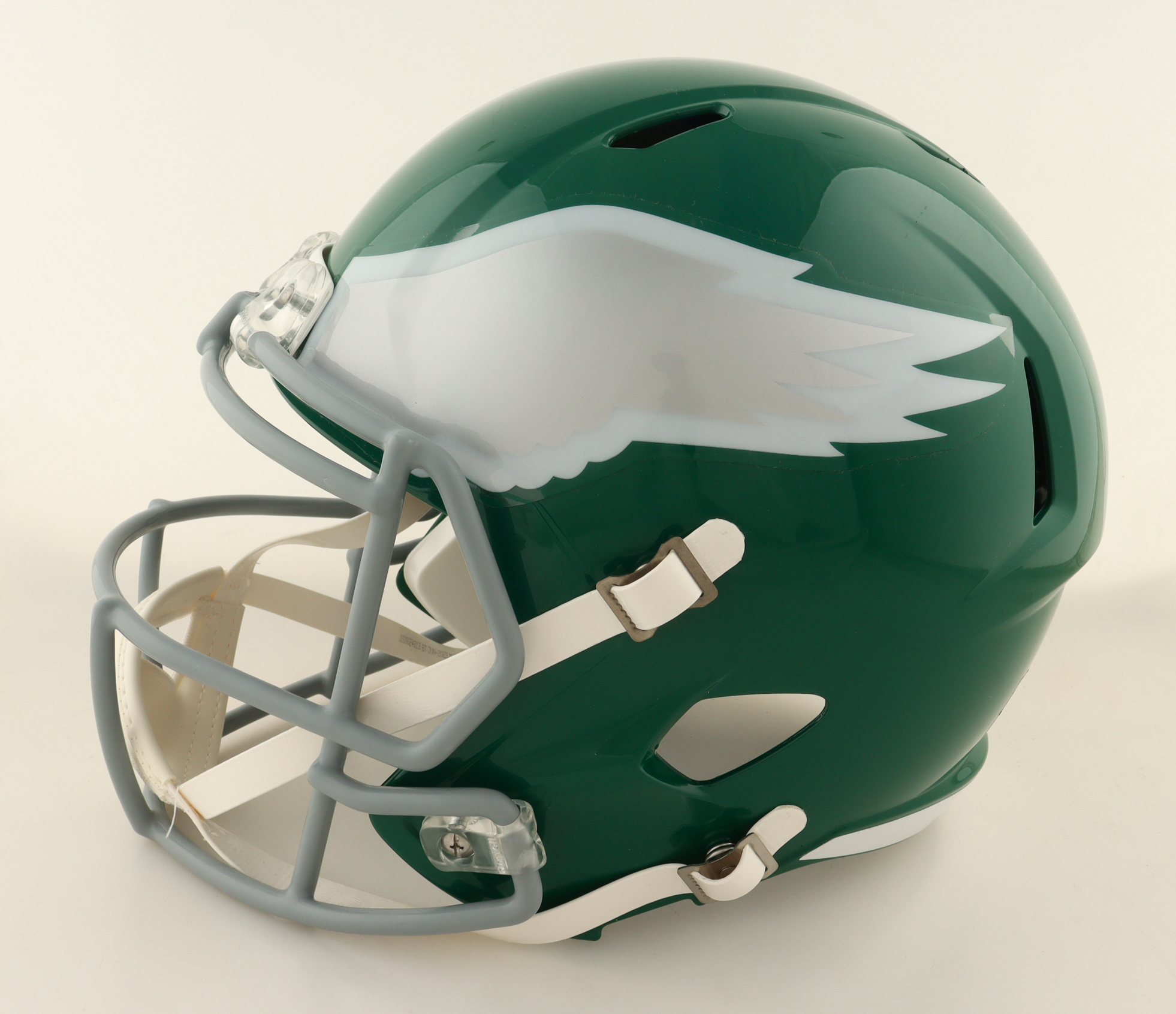 Mike Quick Signed Eagles Full-Size Speed Helmet Inscribed "5x Pro Bowl" (Schwartz) at PristineAuction.com Mike Quick Signed Eagles Full-Size Speed Helmet Inscribed "5x Pro Bowl" (Schwartz) at PristineAuction.com