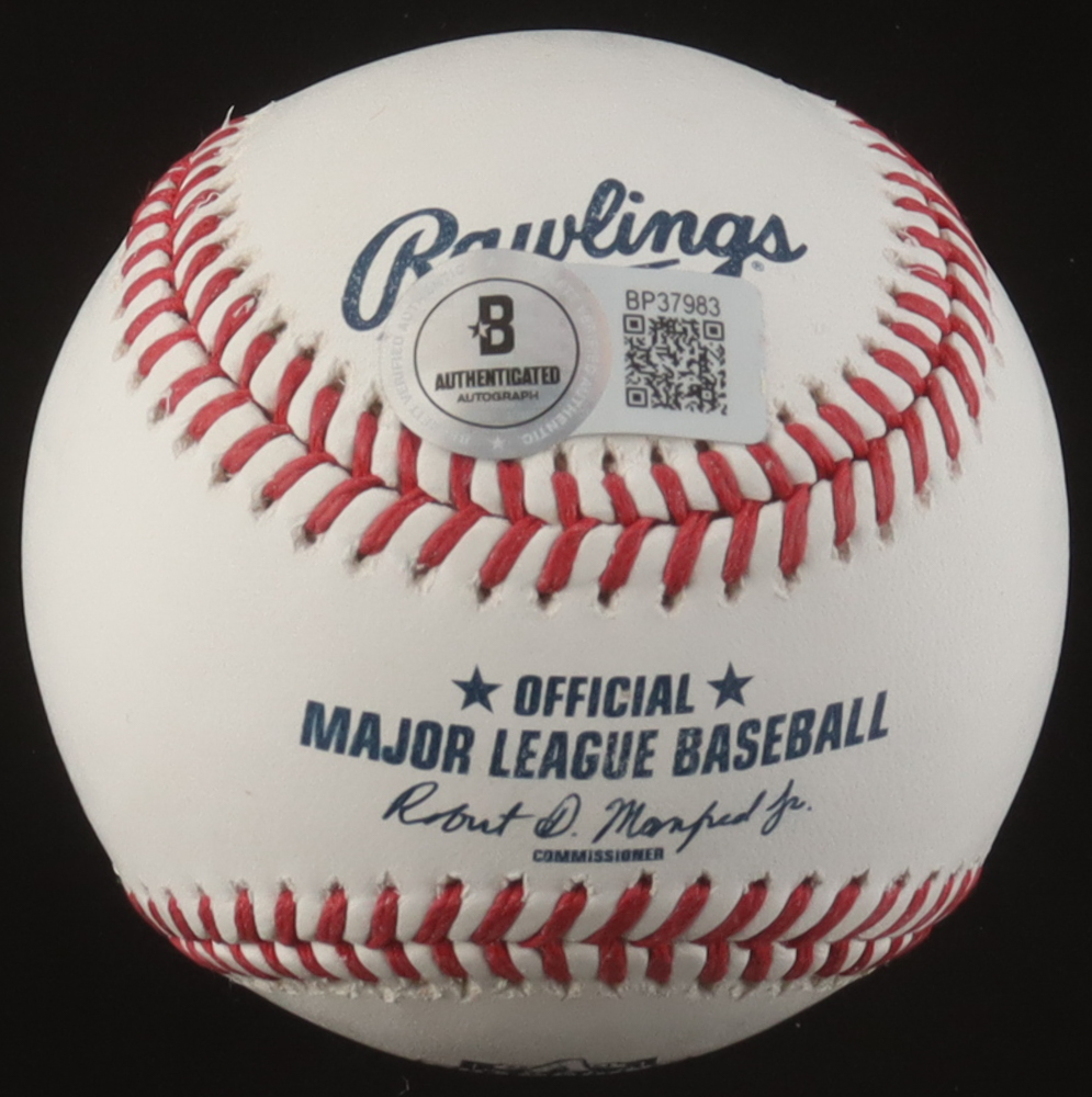 Randy Johnson Signed OML Baseball (Beckett) at PristineAuction.com Randy Johnson Signed OML Baseball (Beckett) at PristineAuction.com