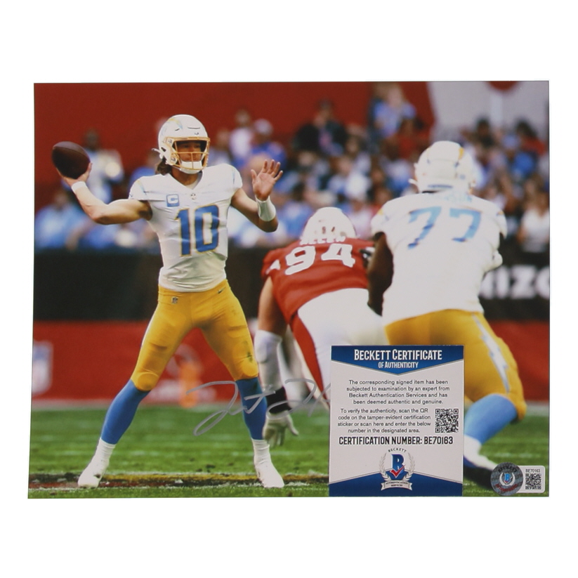 Justin Herbert Signed Chargers 8x10 Photo (Beckett) at PristineAuction.com Justin Herbert Signed Chargers 8x10 Photo (Beckett) at PristineAuction.com