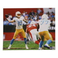 Justin Herbert Signed Chargers 8x10 Photo (Beckett) at PristineAuction.com